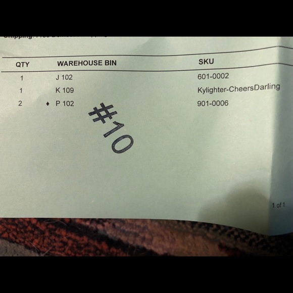 Kylie Jenner Highlighter - Picture 5 of 5